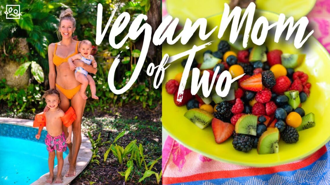 What We Eat + Baby Led Weaning (Vegan Breastfeeding Mom of 2)